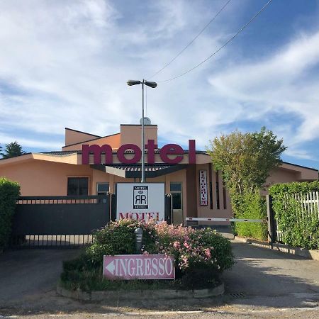 Hotel Motel Regal Vermezzo Esterno foto