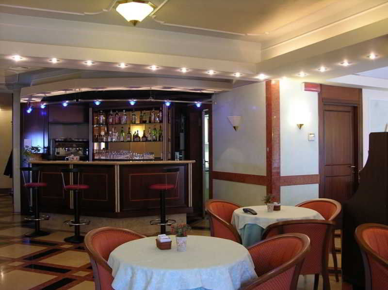 Hotel Motel Regal Vermezzo Esterno foto
