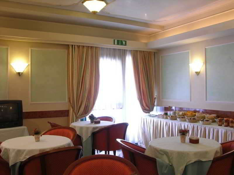 Hotel Motel Regal Vermezzo Esterno foto