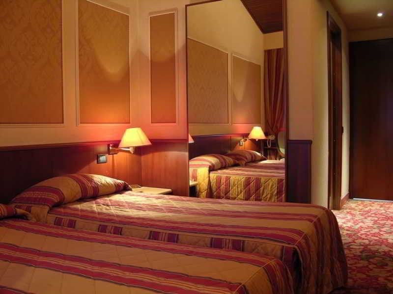 Hotel Motel Regal Vermezzo Esterno foto