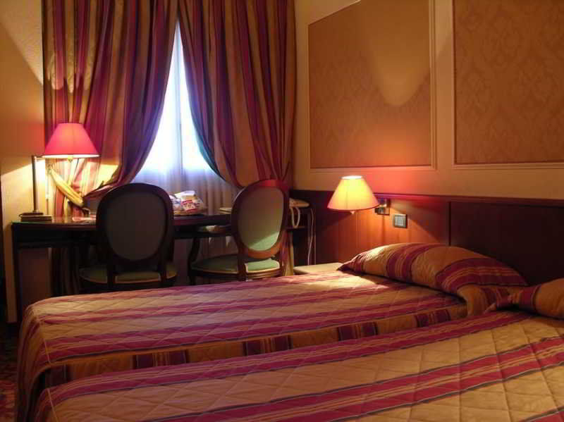 Hotel Motel Regal Vermezzo Esterno foto